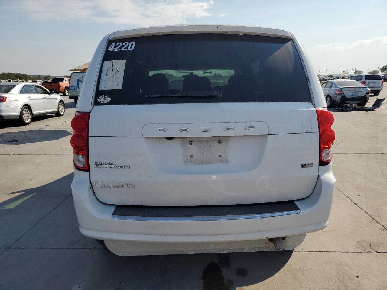 2C4RDGBG4HR776499 2017 Dodge Grand Caravan Se