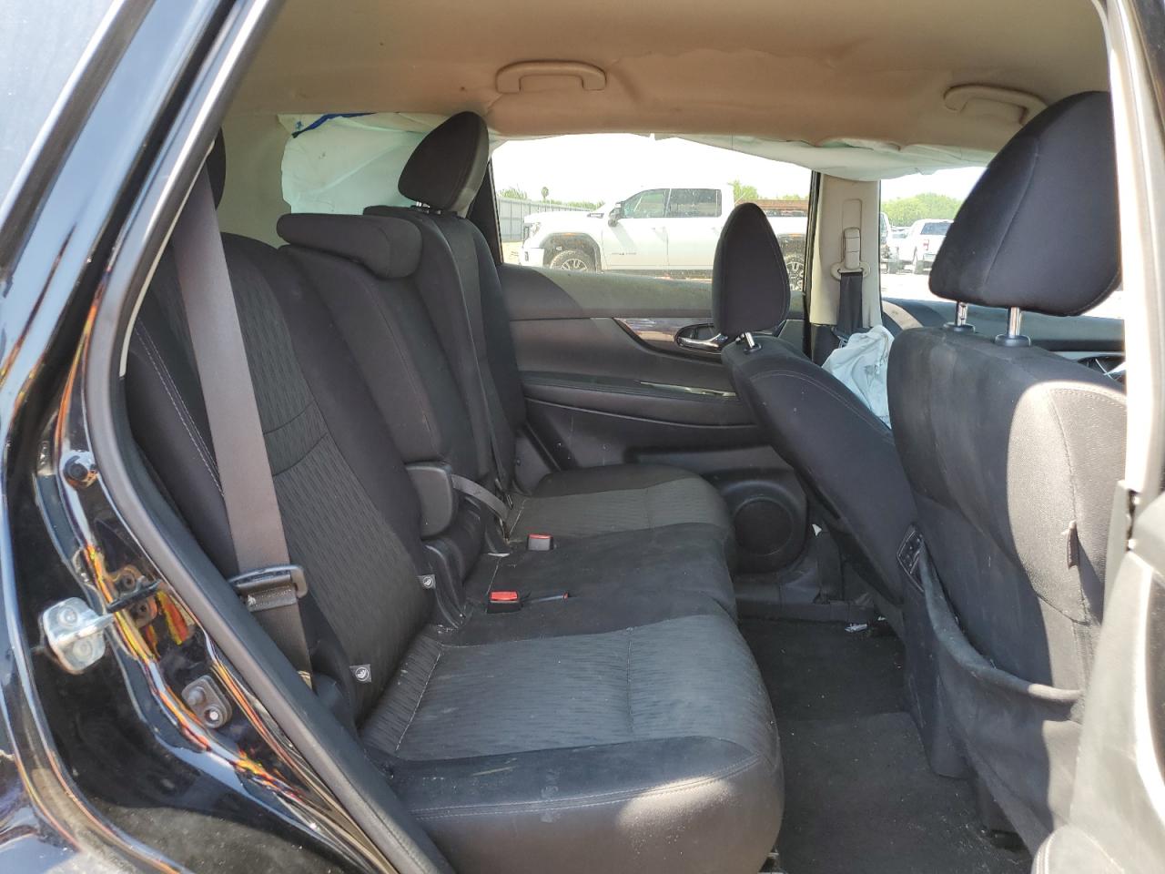 5N1AT2MT1JC703193 NISSAN ROGUE 2018