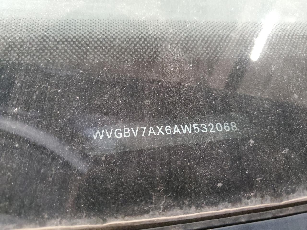 WVGBV7AX6AW532068 2010 Volkswagen Tiguan Se