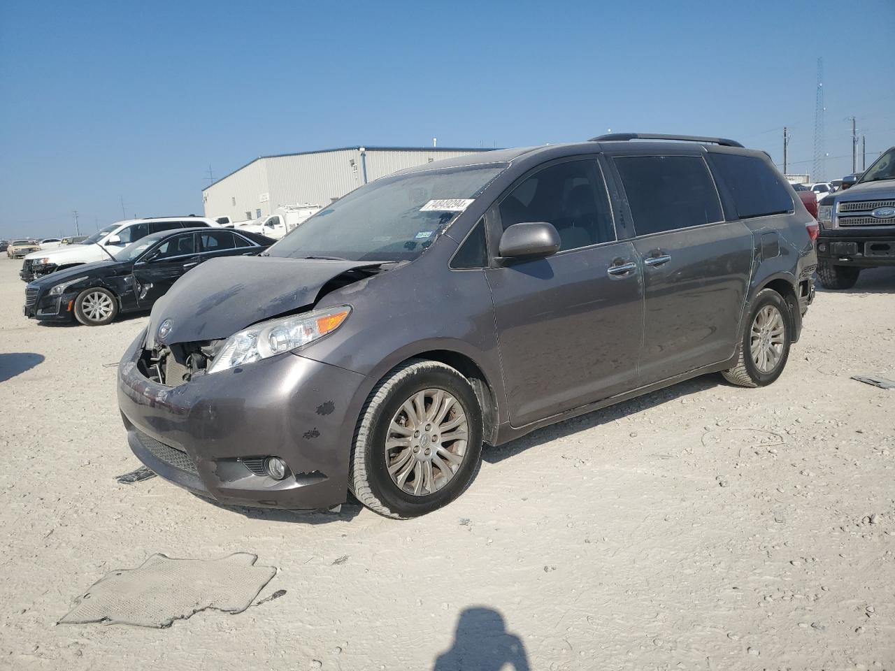 2016 Toyota Sienna Xle VIN: 5TDYK3DCXGS765999 Lot: 74849294