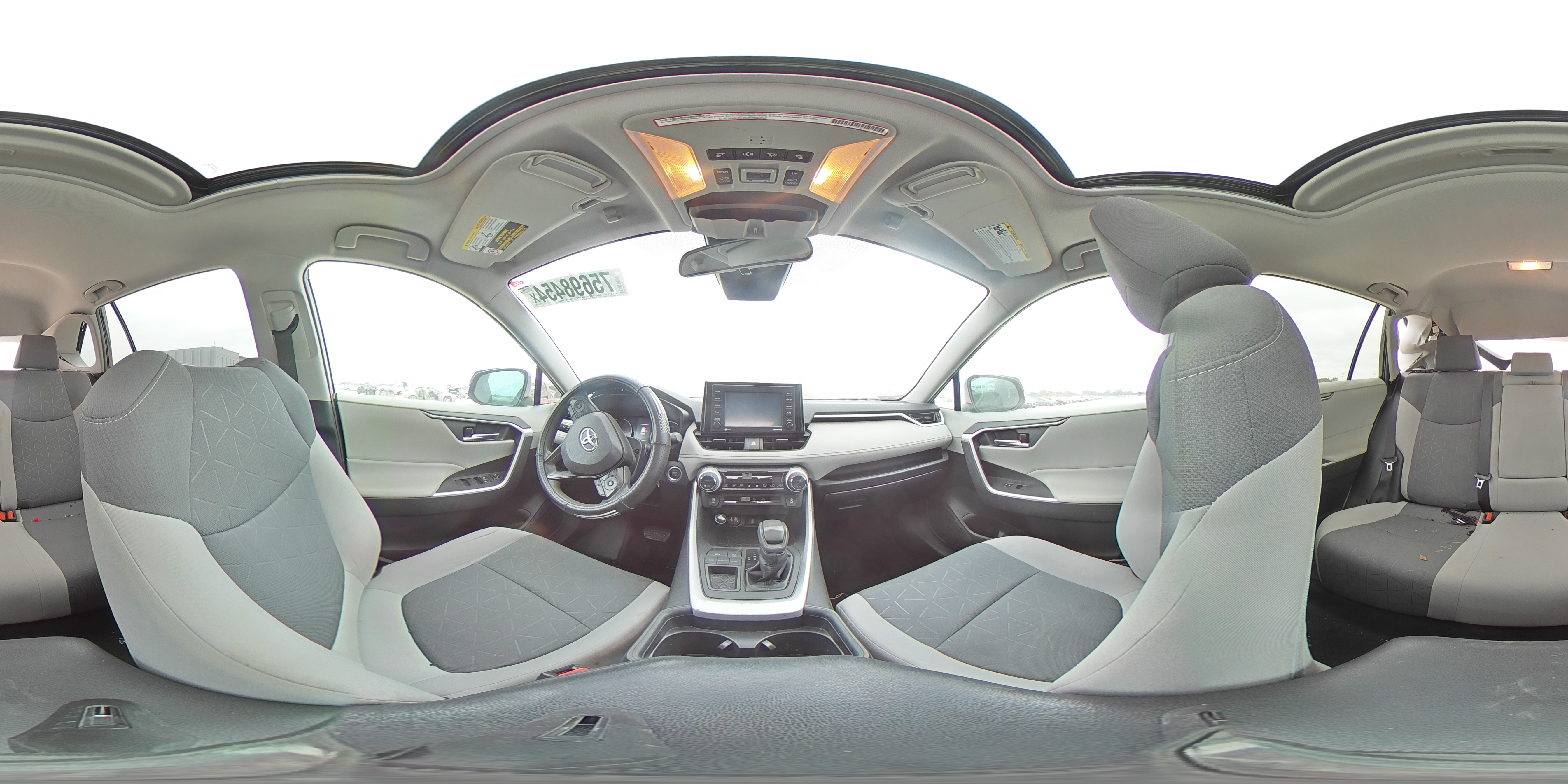 2020 Toyota RAV 4 - Image 13