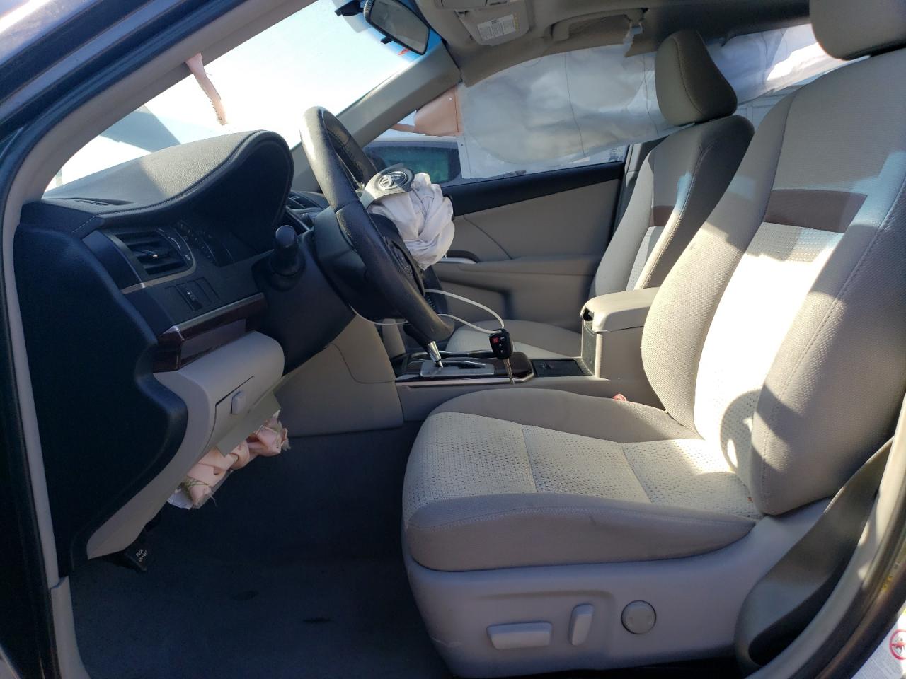 2012 Toyota Camry - Image 7