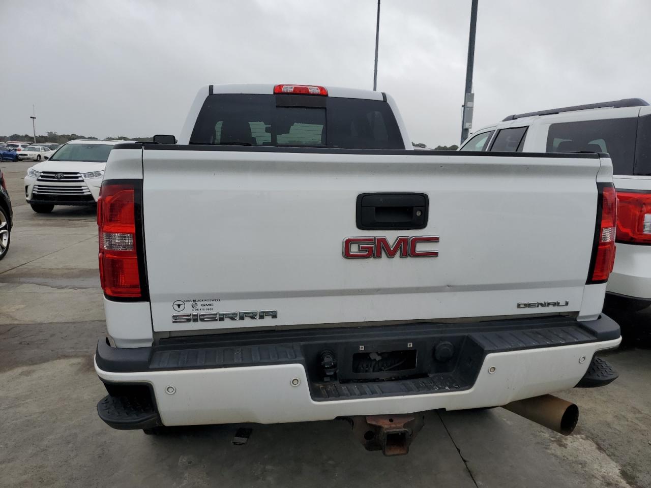 2017 GMC Sierra K2500 Denali VIN: 1GT12UEY1HF103845 Lot: 73683574