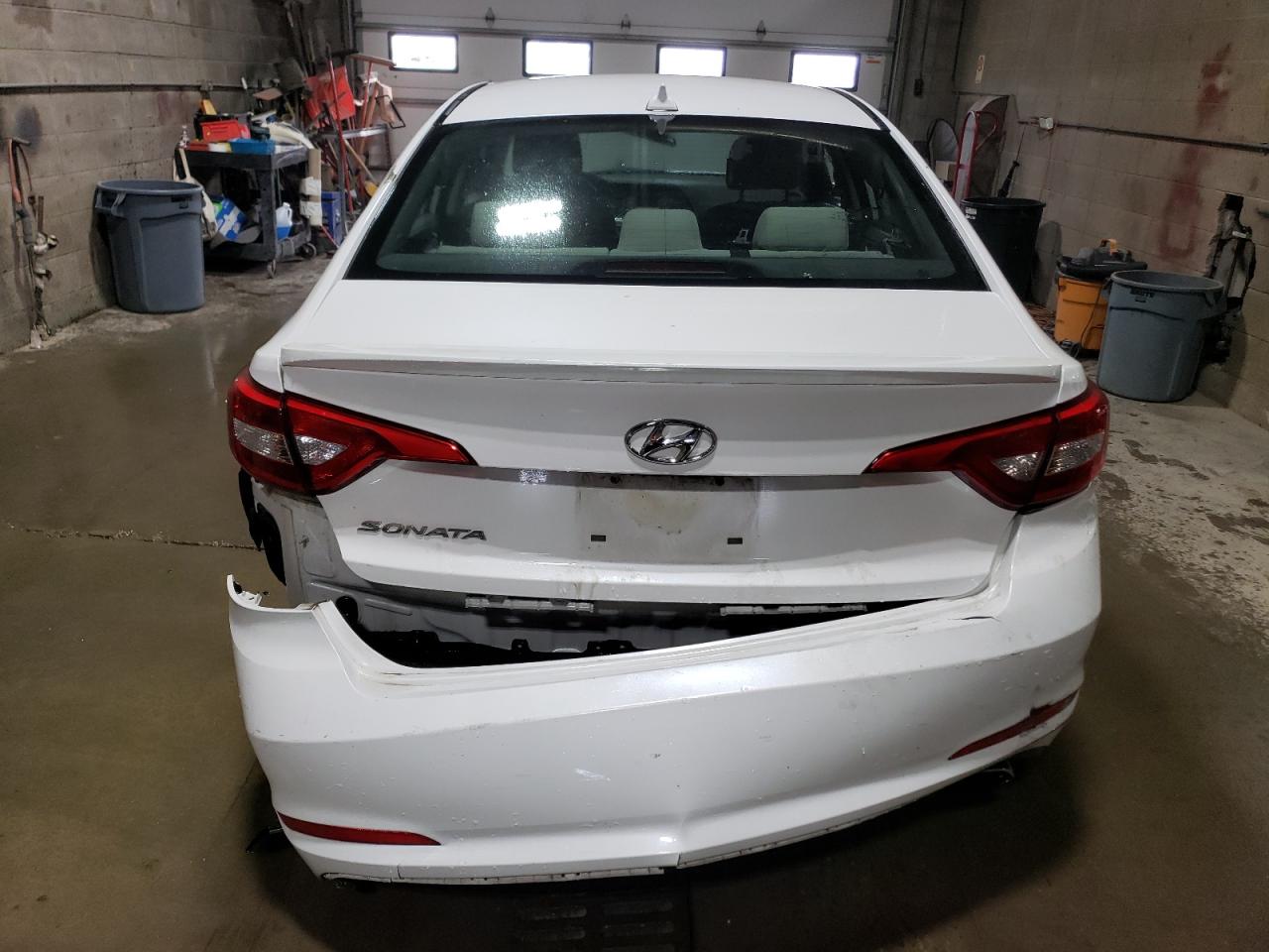 2015 Hyundai Sonata - Image 6