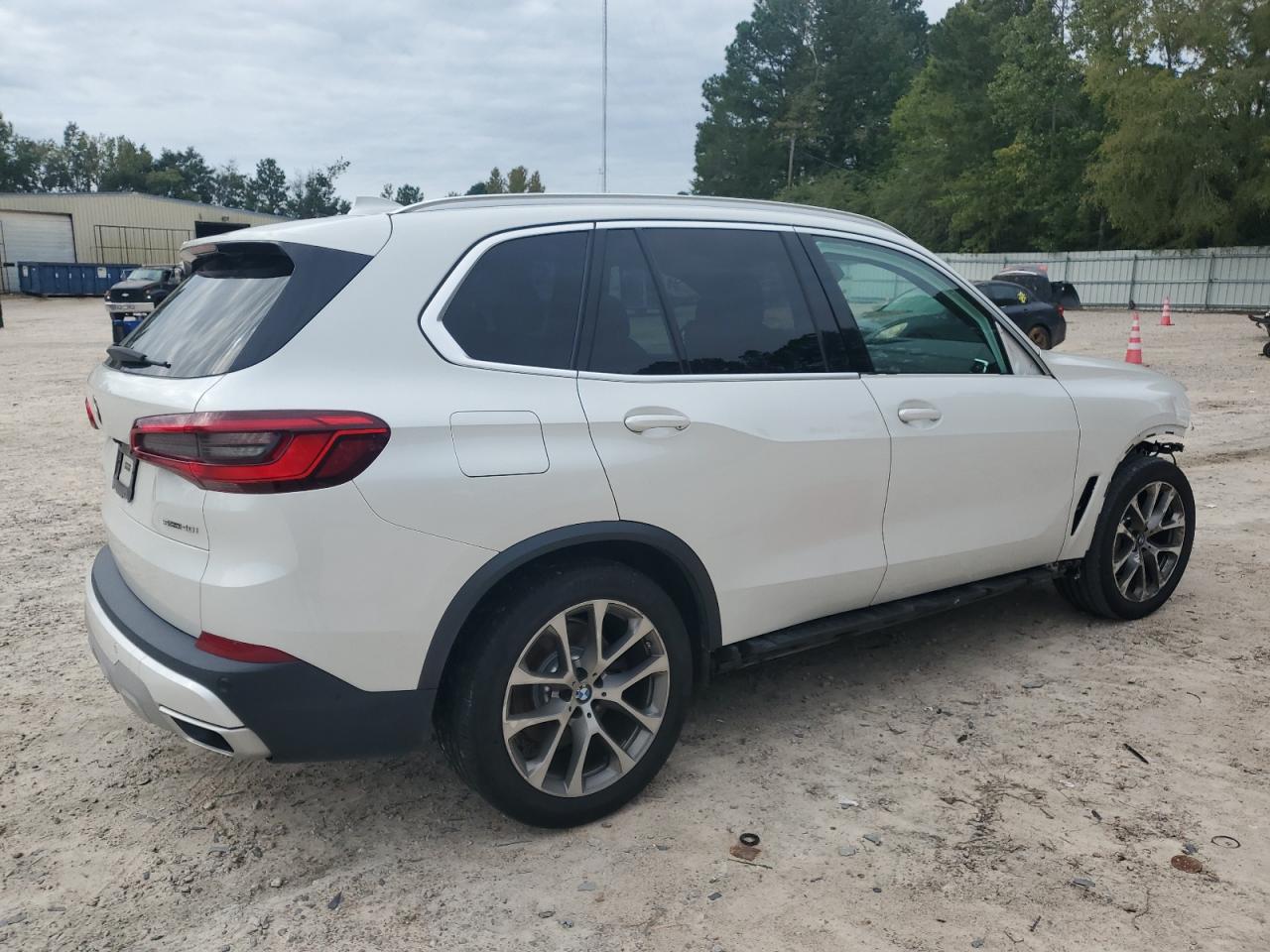 2020 BMW X5 - Image 3