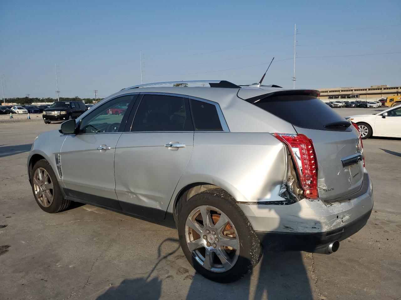2011 Cadillac SRX - Image 2