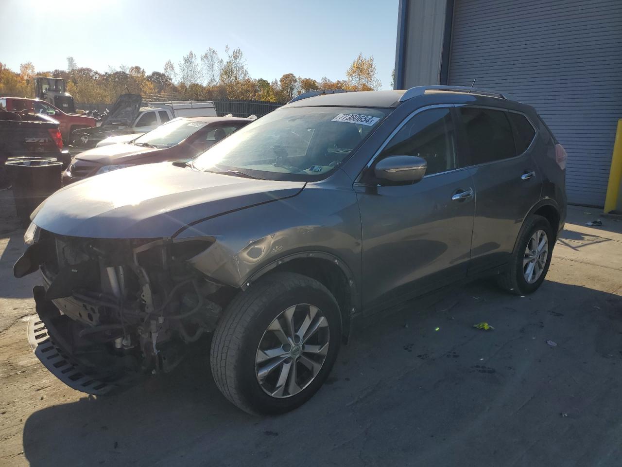 2015 Nissan Rogue - Image 1