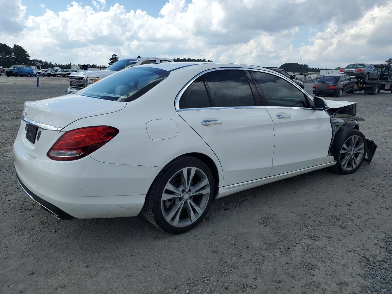 VIN 55SWF4JBXGU100293 2016 MERCEDES-BENZ C-CLASS no.3