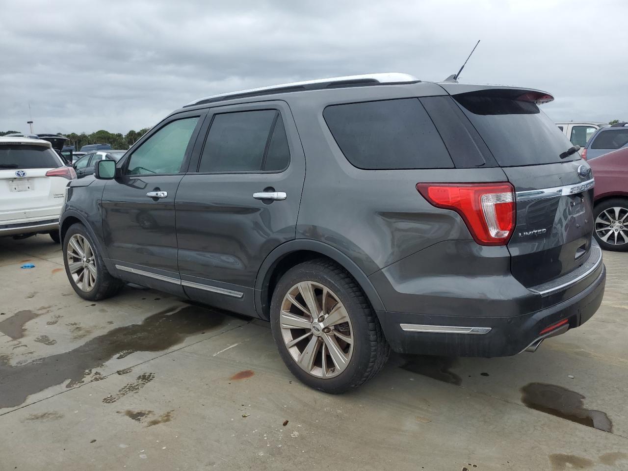 1FM5K7F87KGB11253 2019 FORD EXPLORER - Image 2