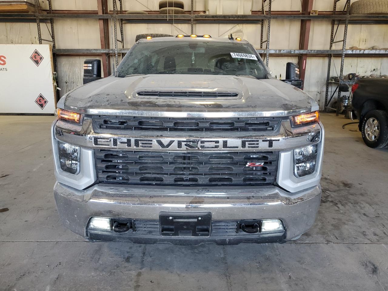2022 Chevrolet Silverado - Image 5