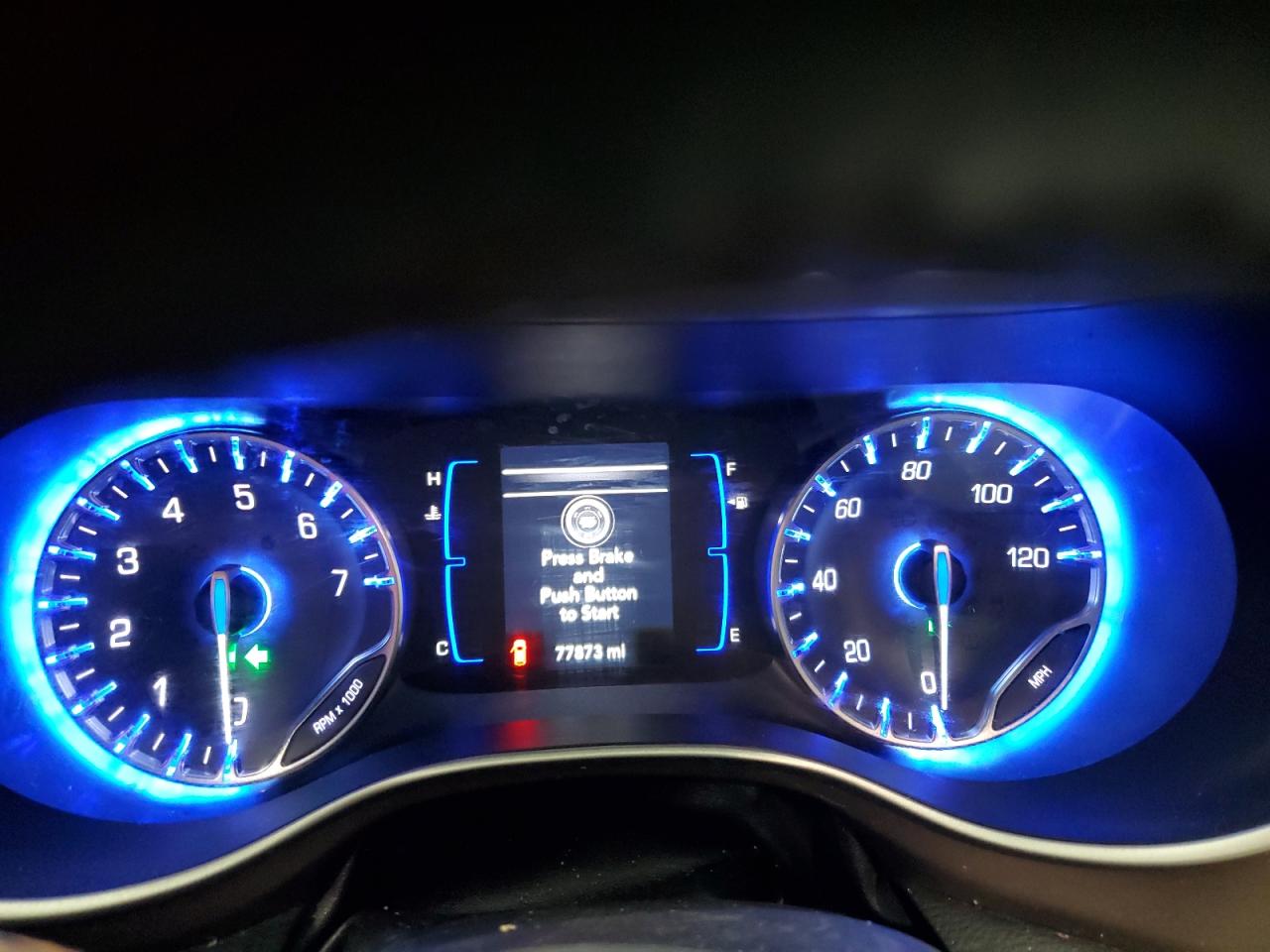 2018 Chrysler Pacifica - Image 9