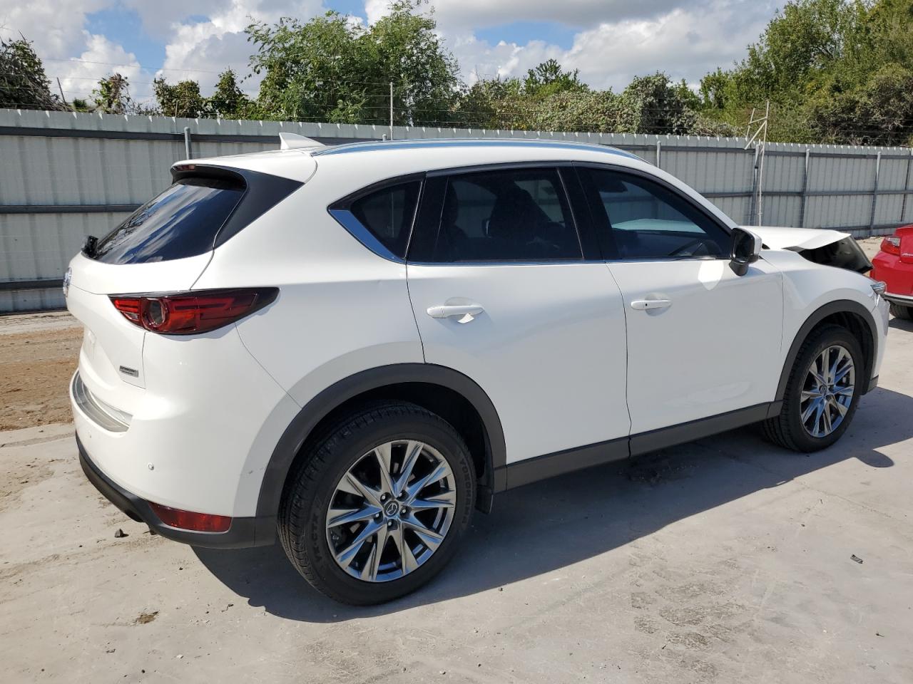 2019 Mazda CX-5 - Image 3