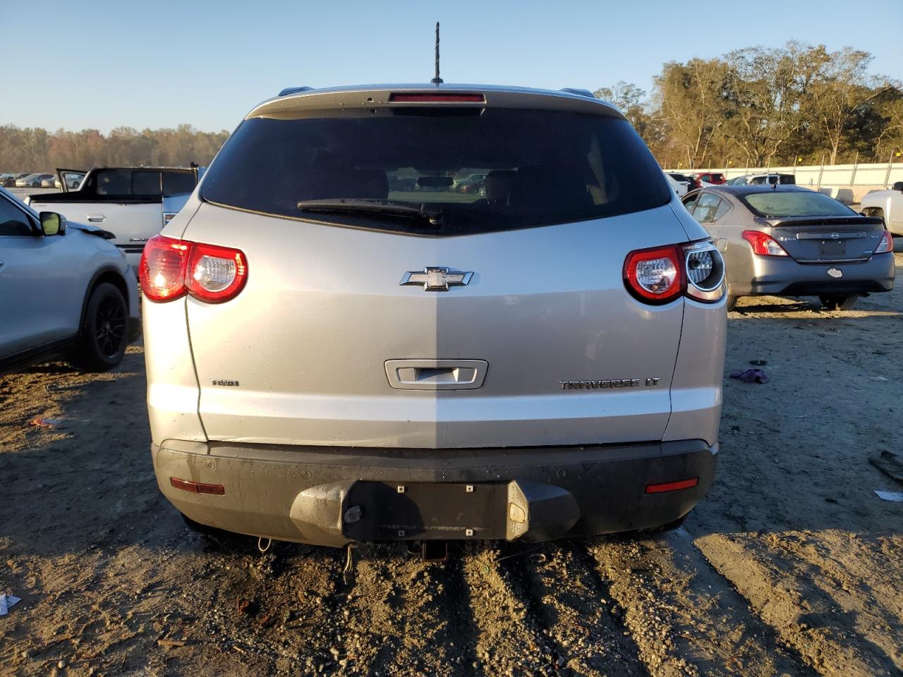 2010 Chevrolet Traverse Lt VIN: 1GNLVFED0AJ204362 Lot: 77254274