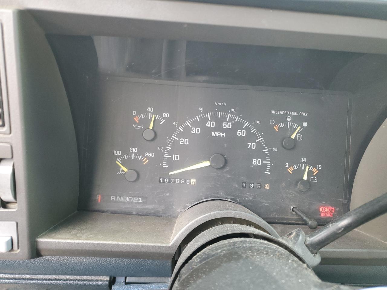 1994 Chevrolet GMT-400 - Image 9