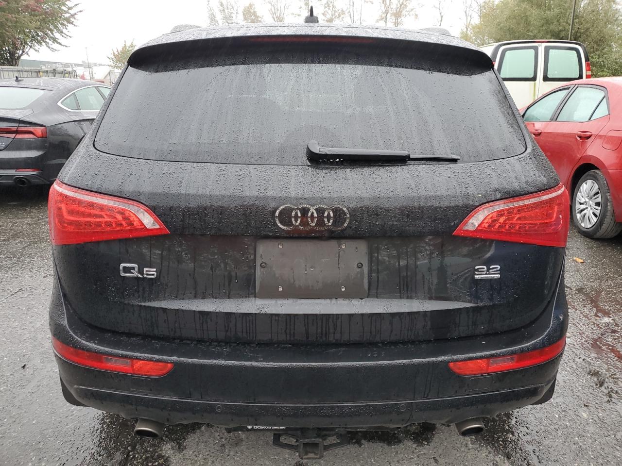 2010 Audi Q5 Premium Plus VIN: WA1LKAFP0AA013841 Lot: 74618314