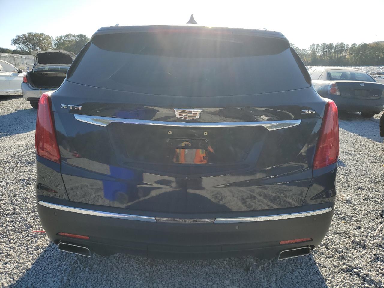 1GYKNARS7HZ276245 2017 Cadillac Xt5