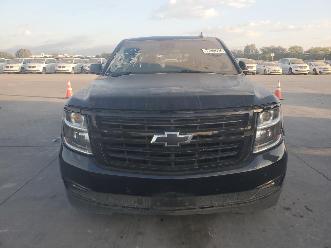 1GNSKCKCXJR141206 2018 Chevrolet Tahoe K1500 Premier