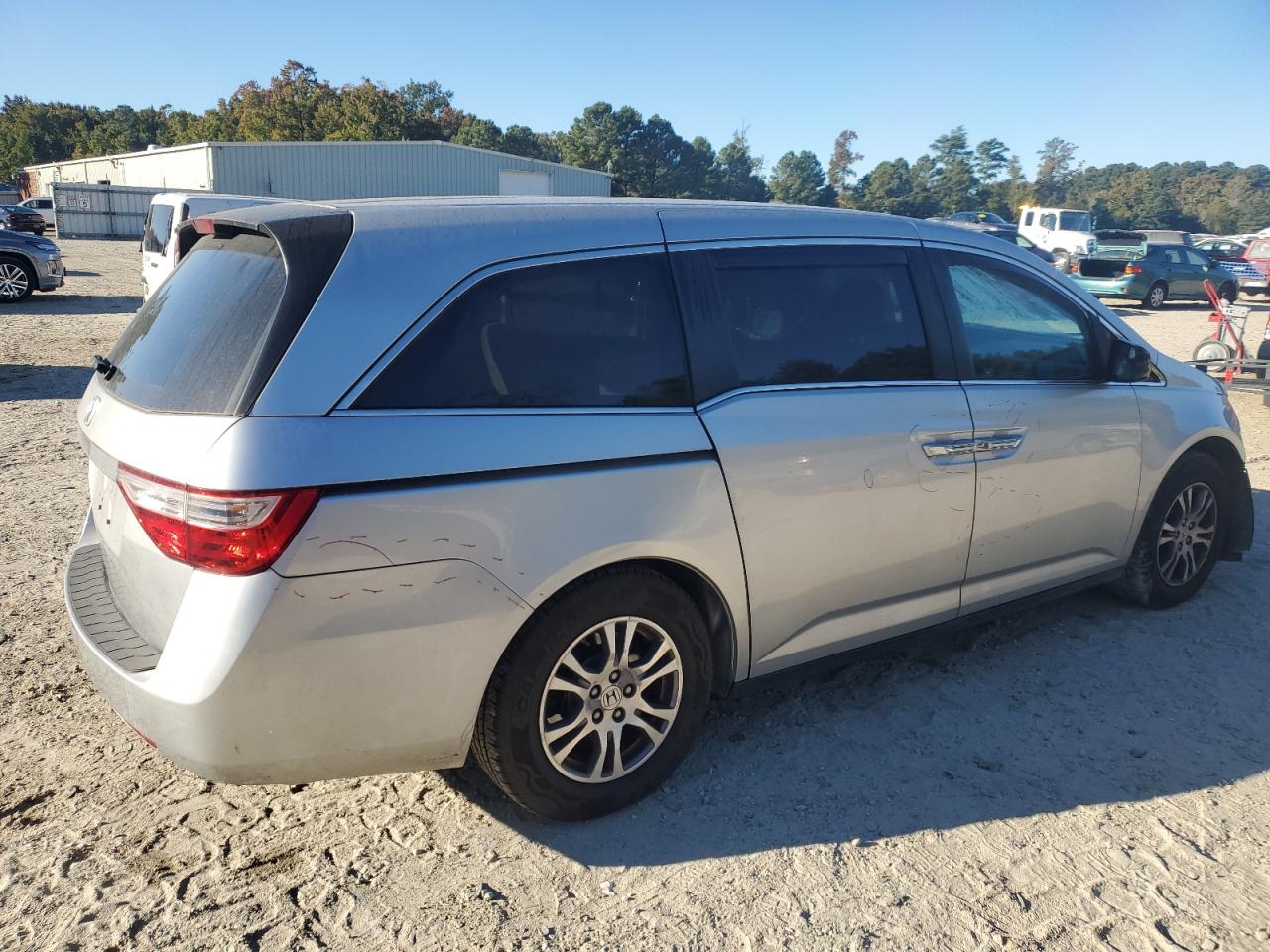 2012 Honda Odyssey - Image 3