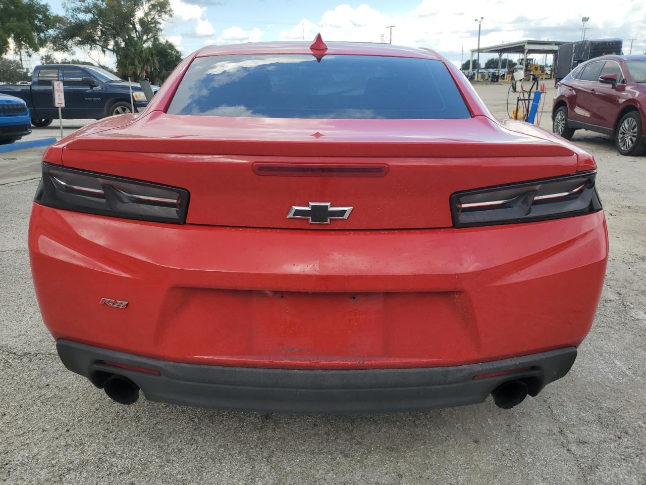 1G1FB1RS8J0129922 2018 Chevrolet Camaro Lt