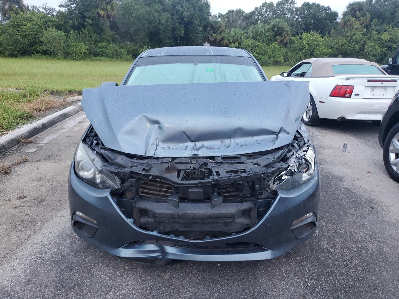 2016 Mazda 3 - Image 5