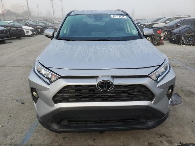  TOYOTA RAV4 2021 Сріблястий