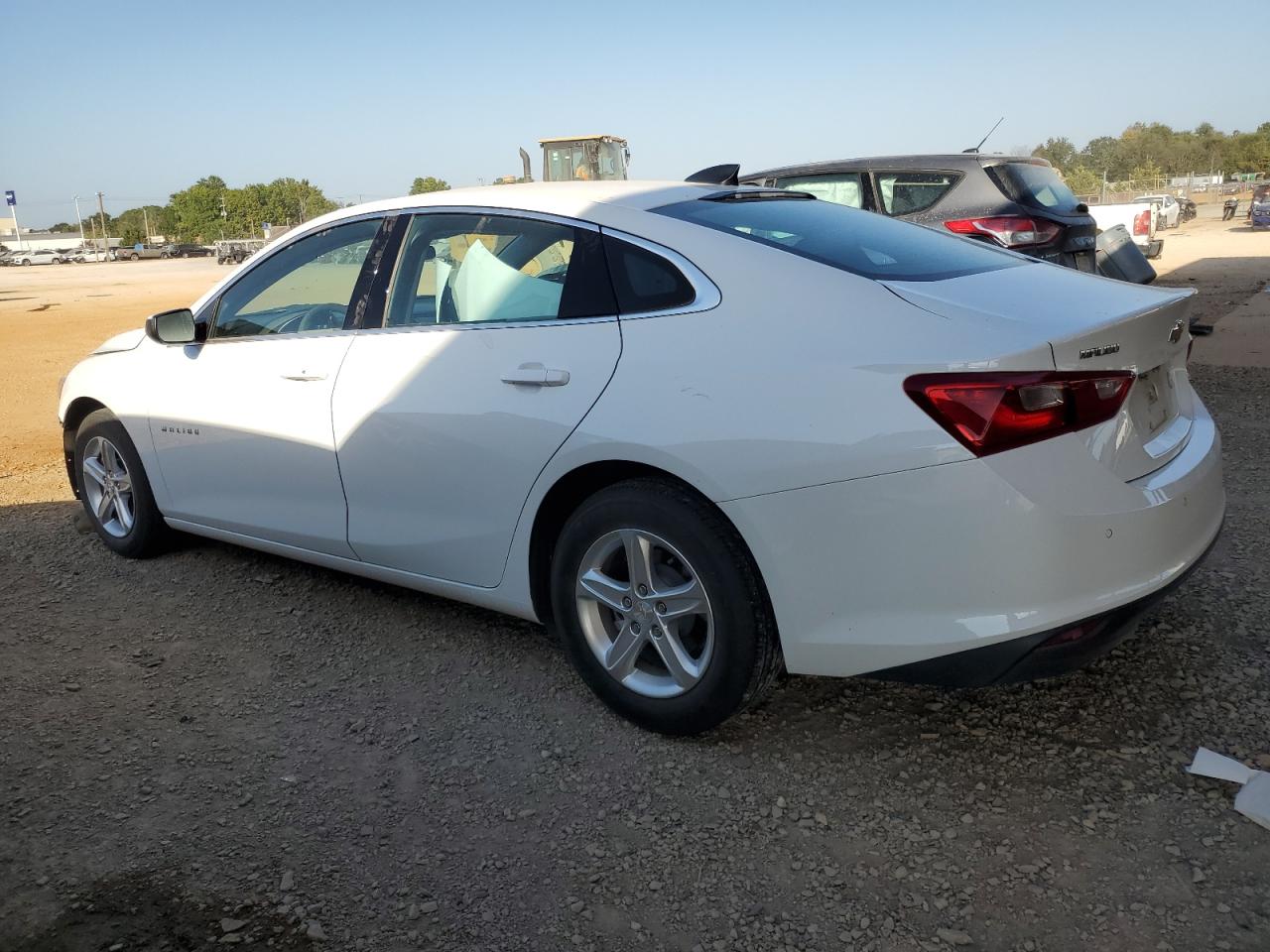 2021 Chevrolet Malibu - Image 2