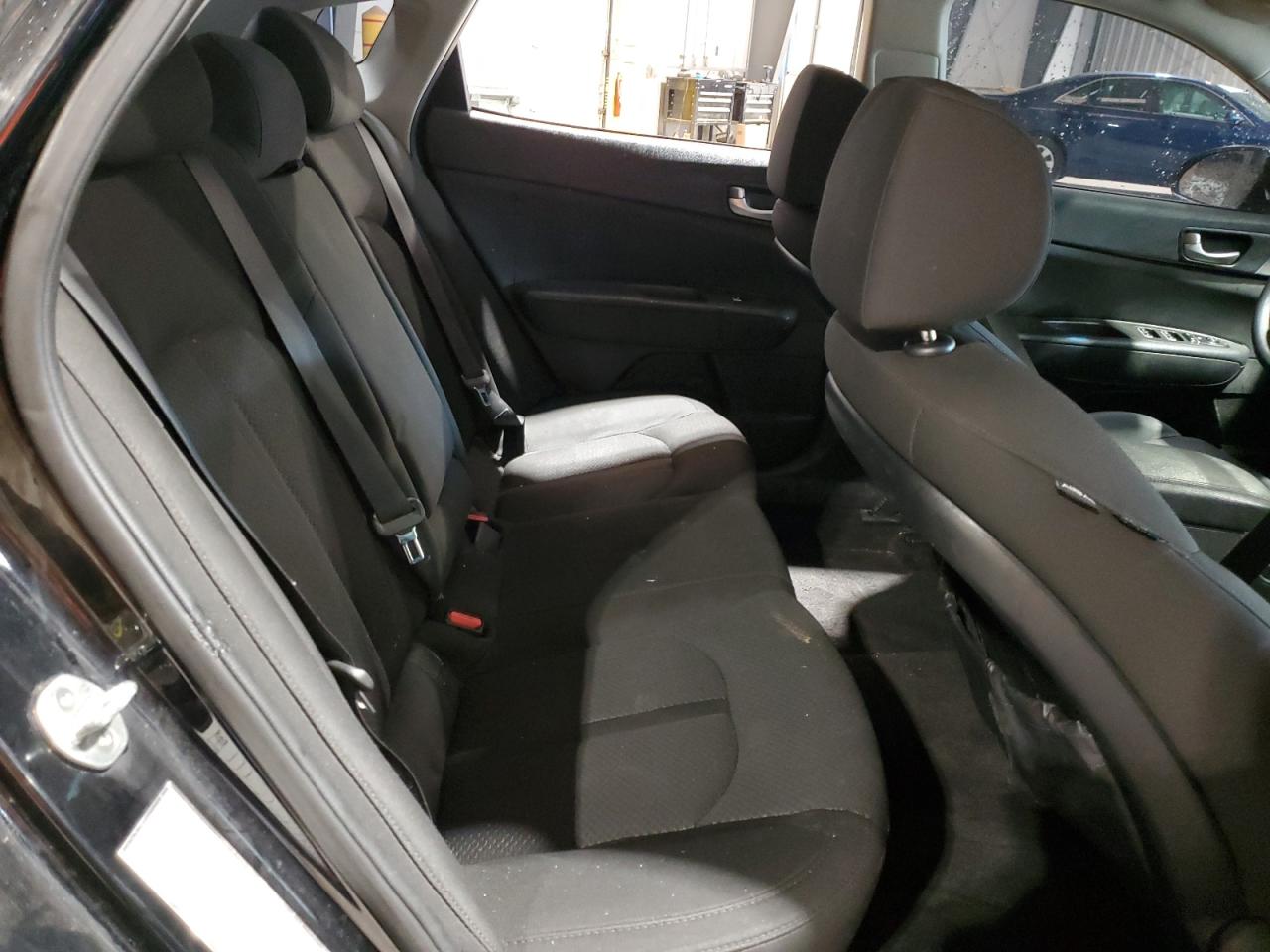 2018 Kia Optima - Image 10