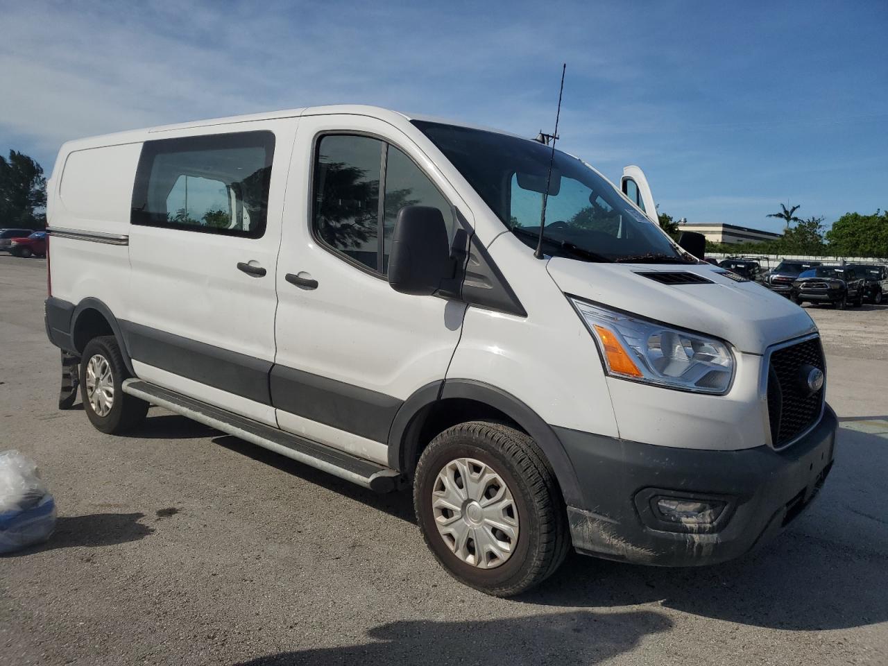 2021 Ford Transit - Image 4