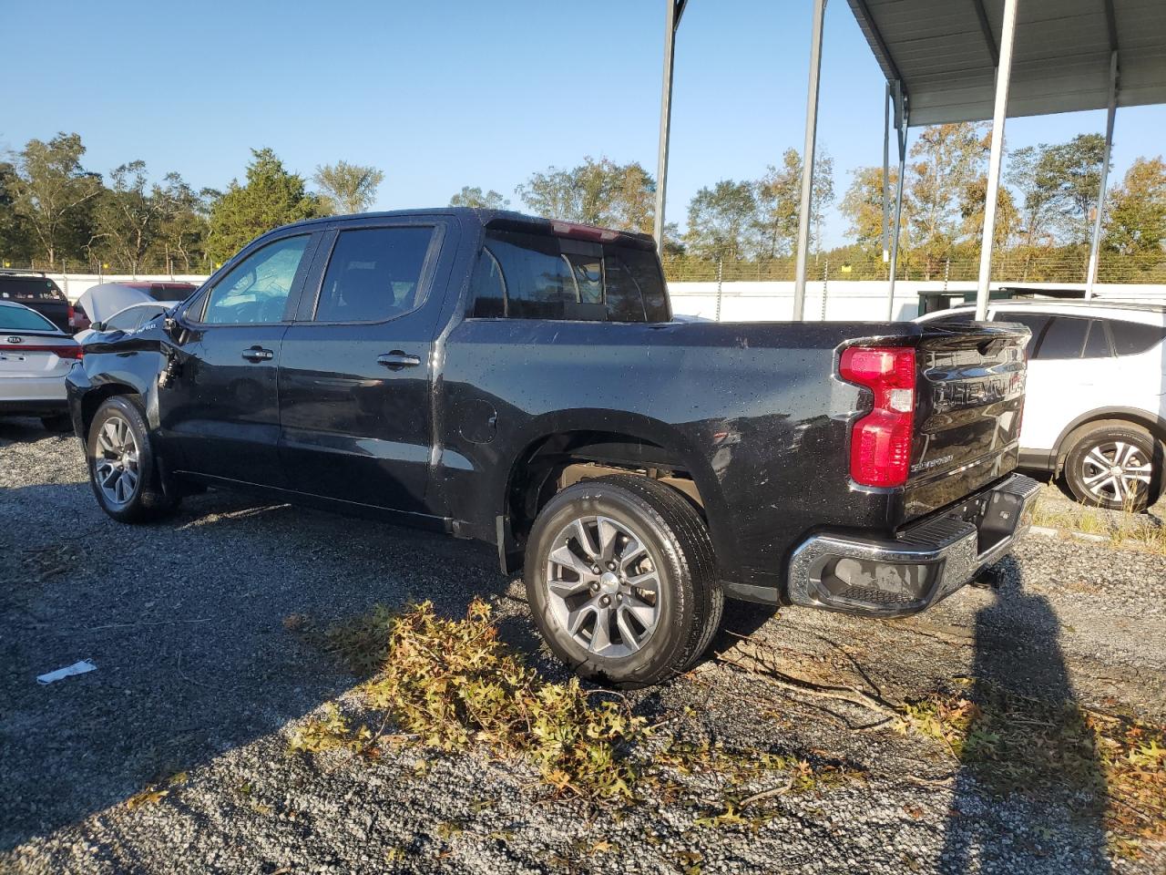 2020 Chevrolet Silverado - Image 2