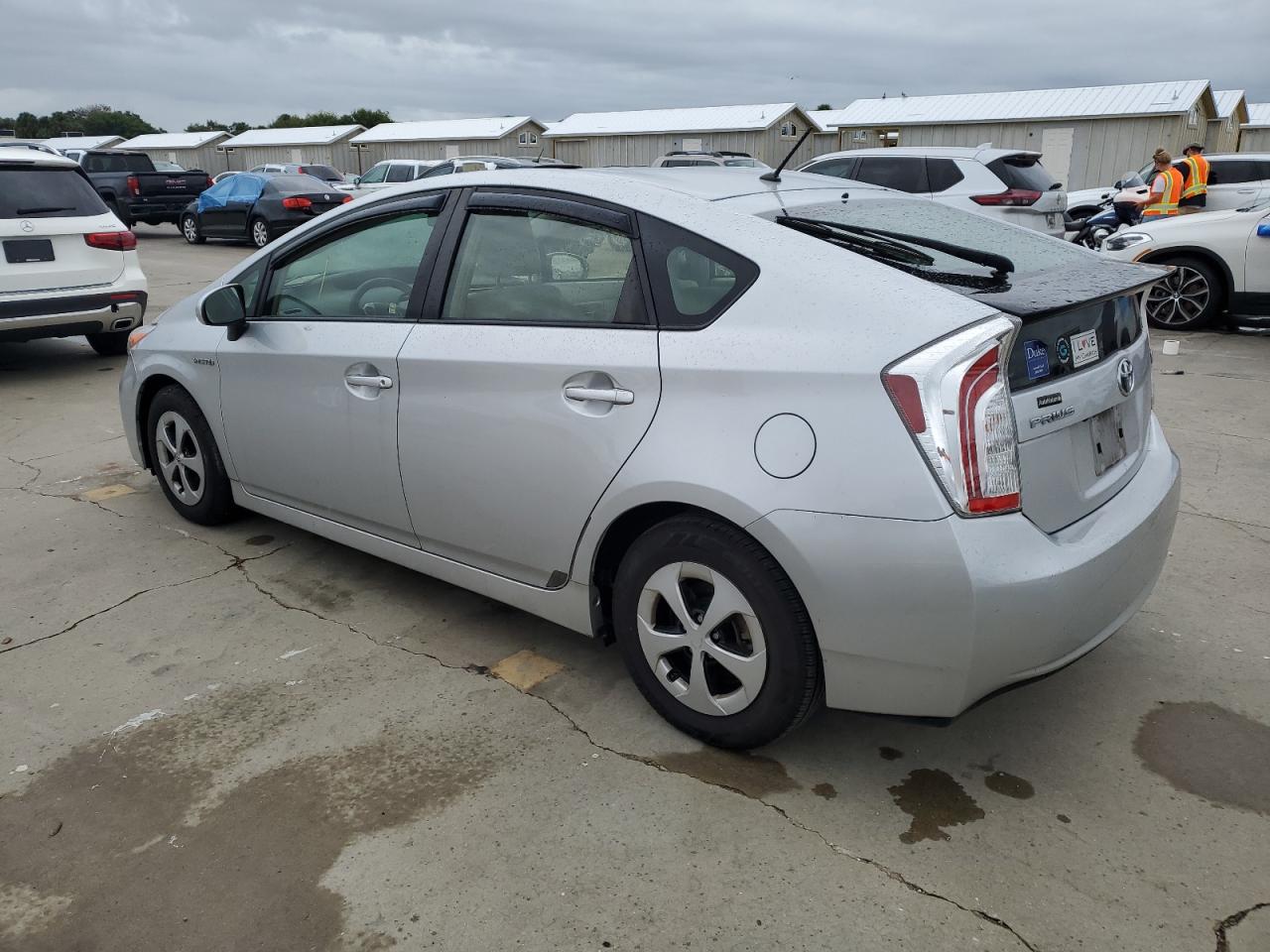 2015 Toyota Prius - Image 2