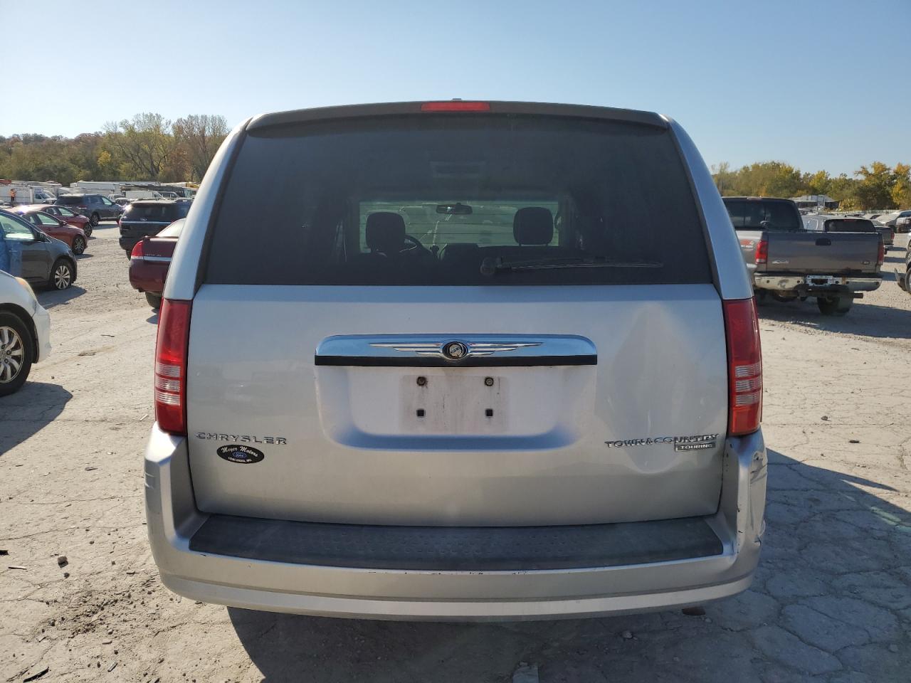 2010 Chrysler Town & Country Touring VIN: 2A4RR5D15AR132184 Lot: 77593704