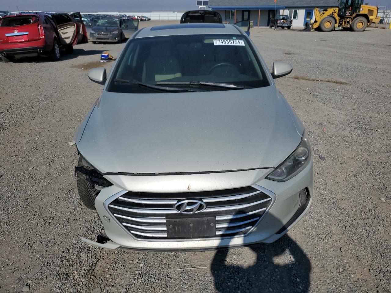 2017 Hyundai Elantra - Image 5