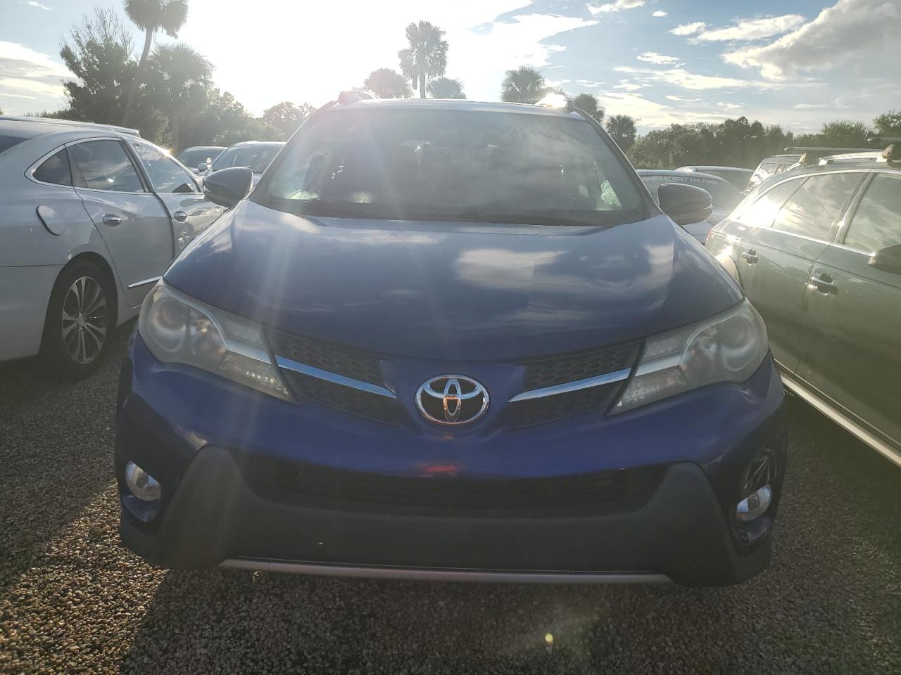 2014 Toyota RAV 4 - Image 5