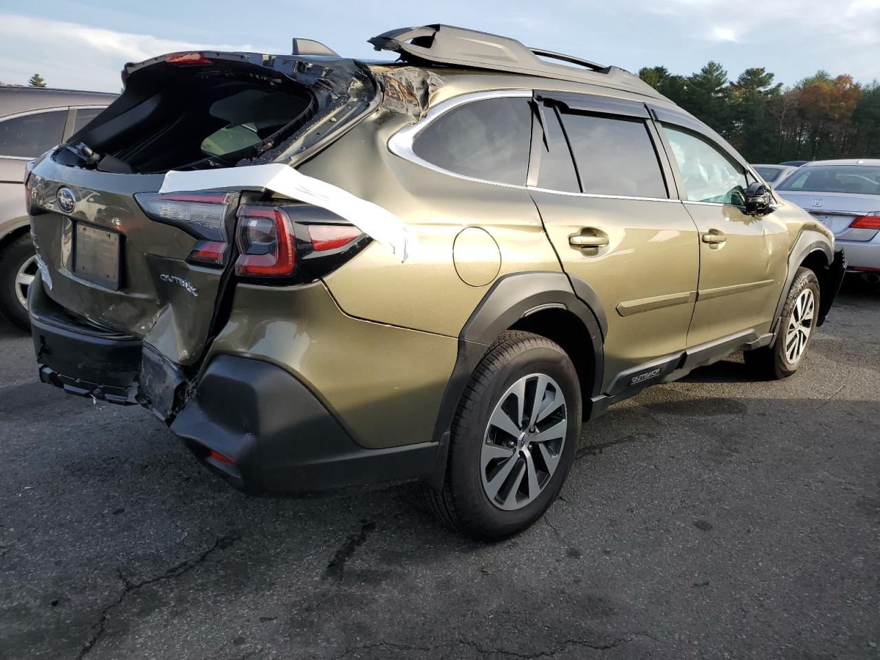 2024 Subaru Outback - Image 3