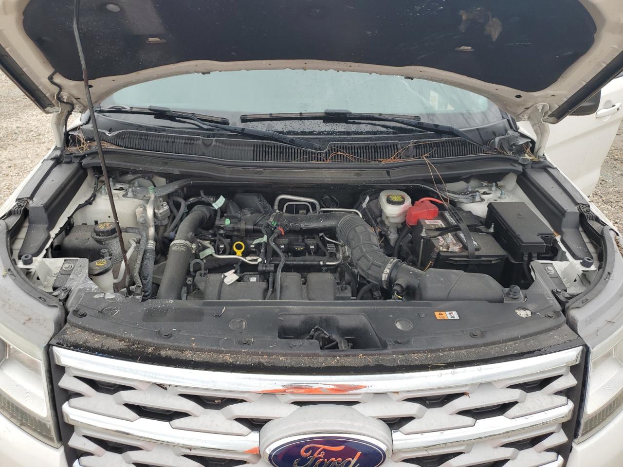 2019 Ford Explorer - Image 12
