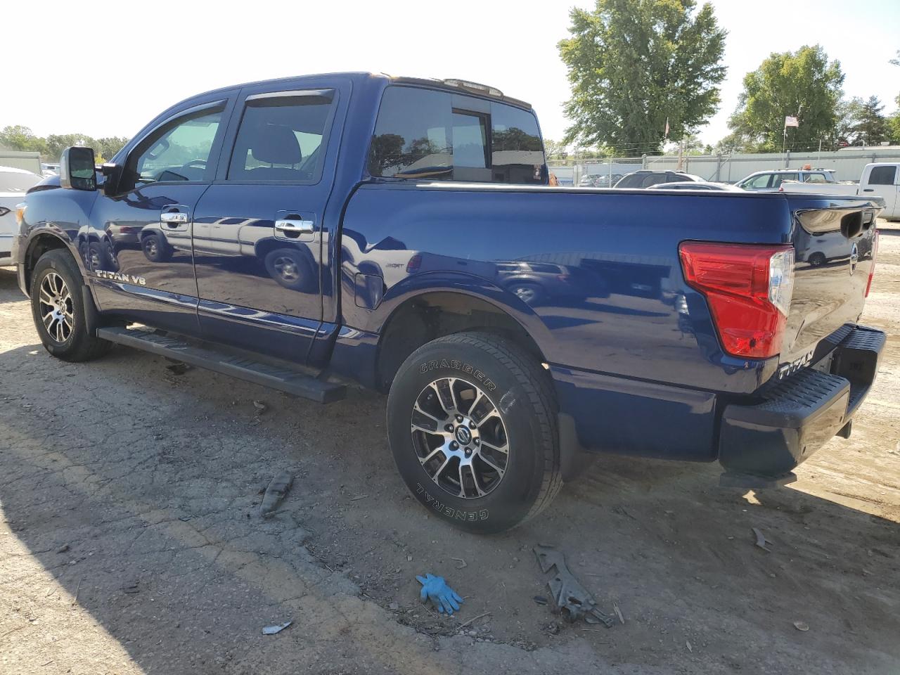 1N6AA1EF4LN511588 2020 Nissan Titan Sv