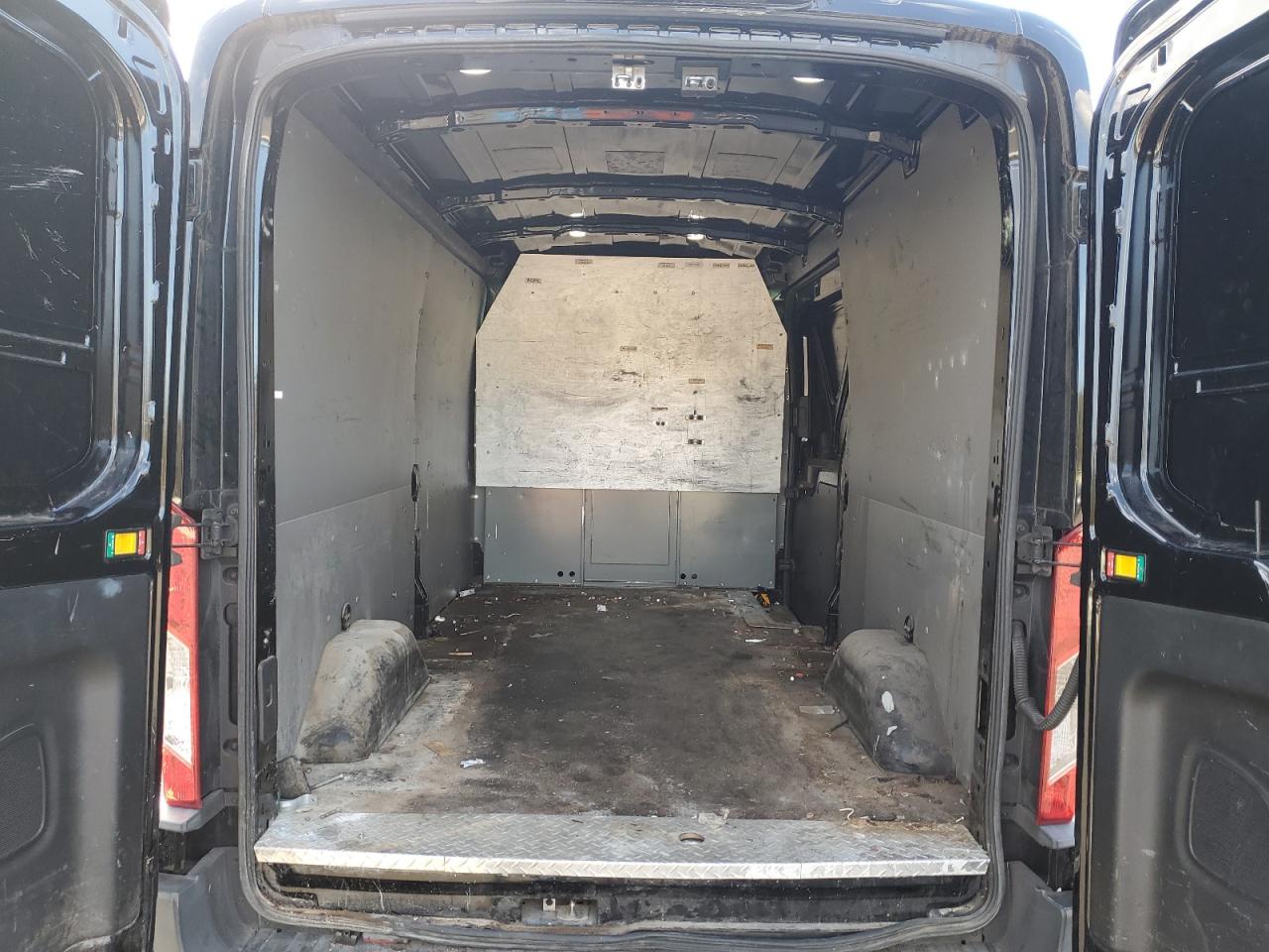 2018 Ford Transit T-250 VIN: 1FTYR2CM8JKA50430 Lot: 73722054