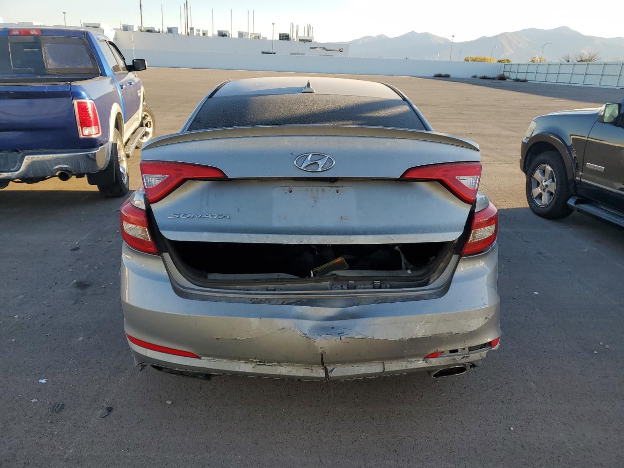 VIN 5NPE24AF5FH003787 2015 HYUNDAI SONATA no.6