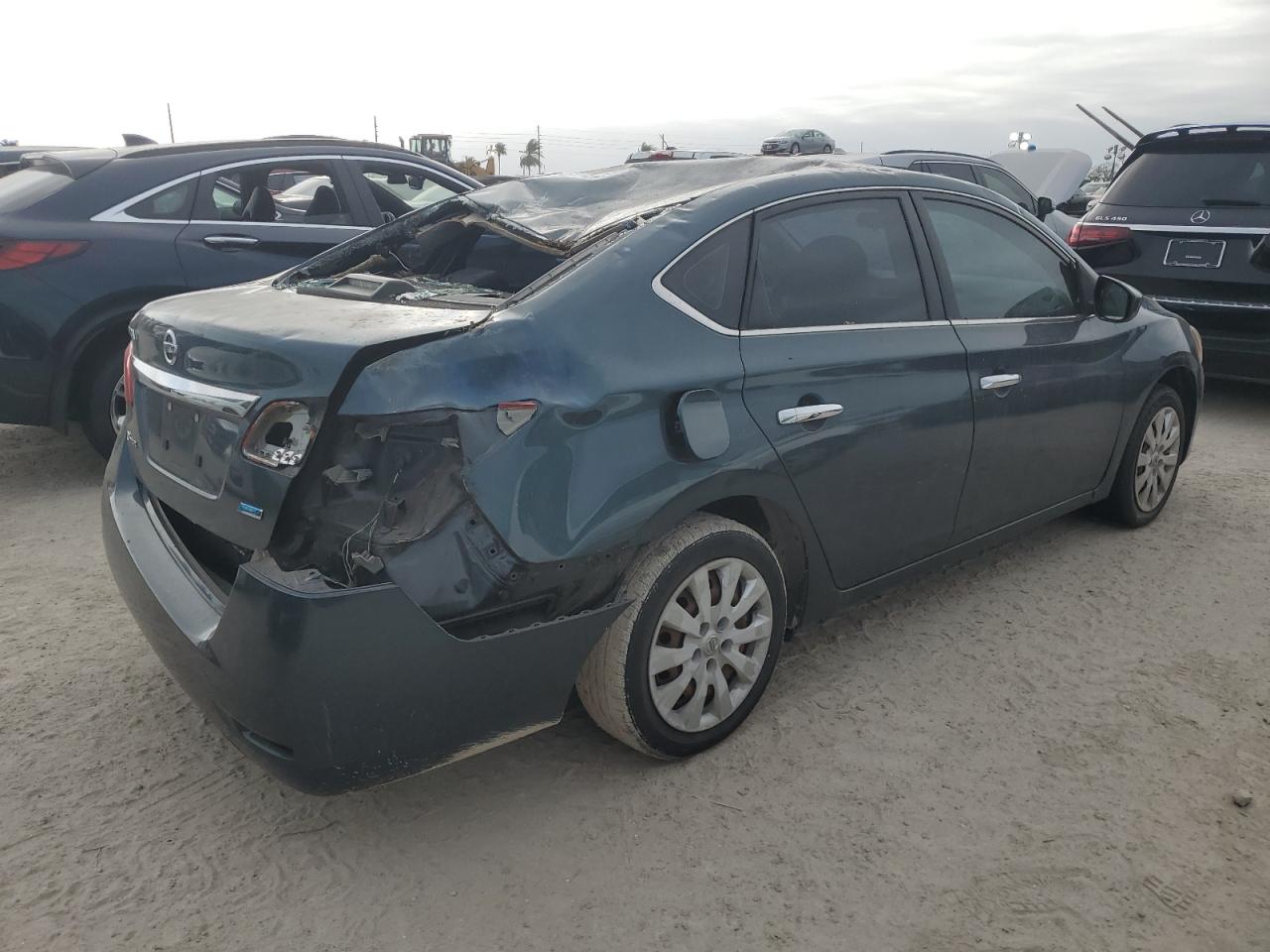 2014 Nissan Sentra - Image 3