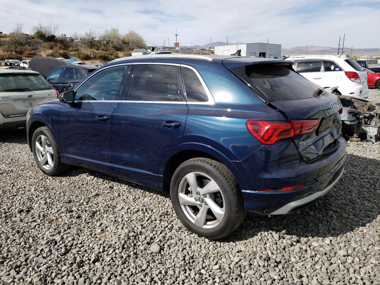 VIN WA1AECF33L1102054 2020 AUDI Q3 no.2