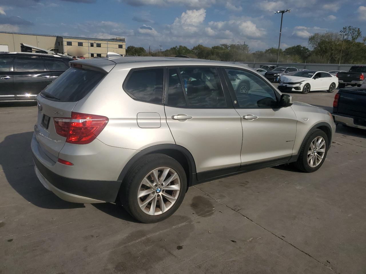 VIN 5UXWX9C58D0D09062 2013 BMW X3 no.3