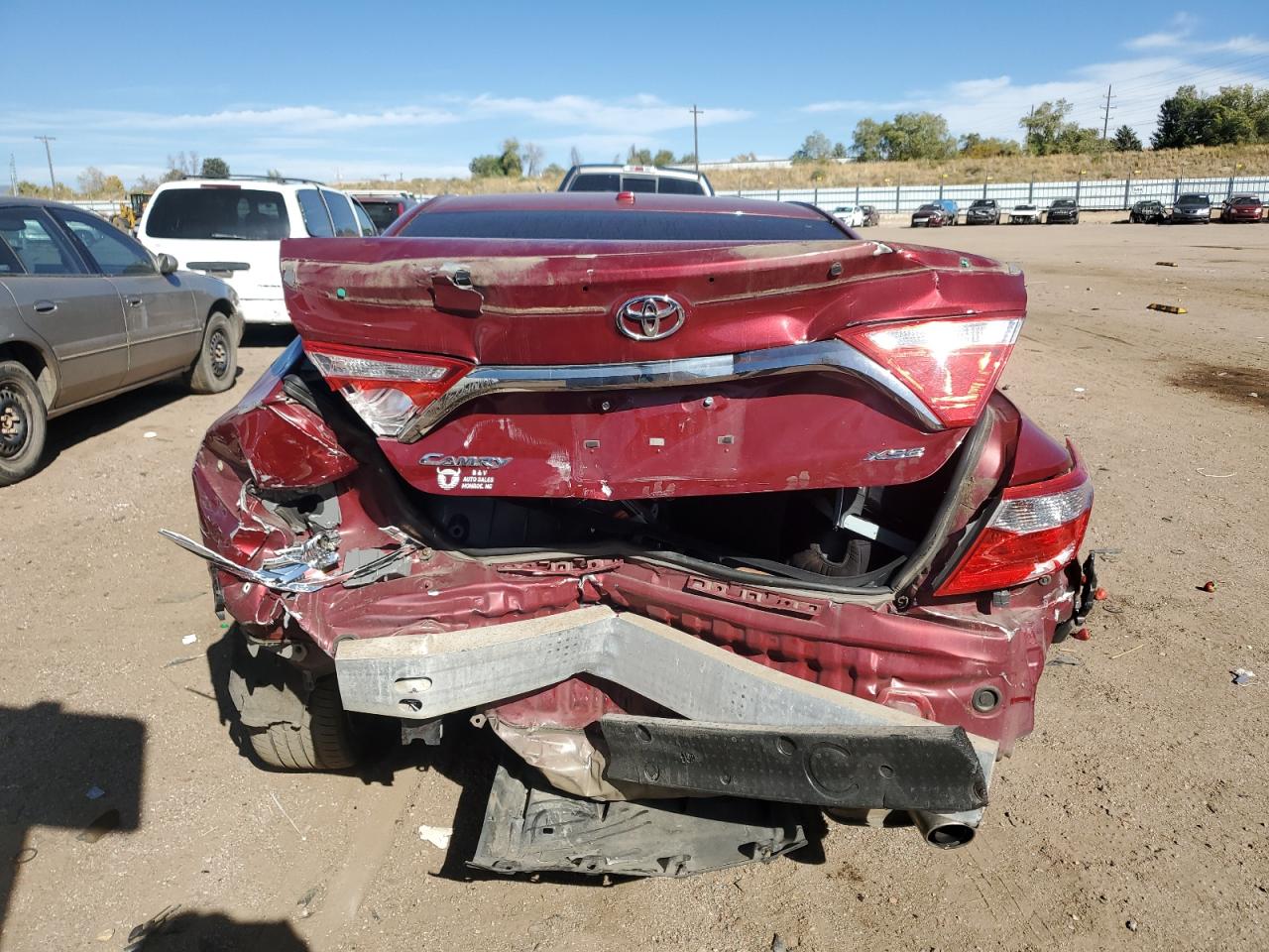 VIN 4T1BF1FK7GU504386 2016 TOYOTA CAMRY no.6