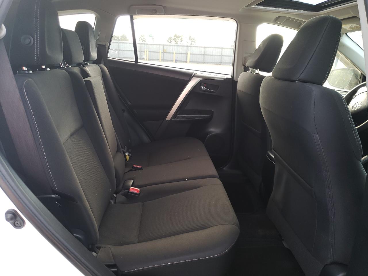 JTMWFREV4ED040874 2014 Toyota Rav4 Xle