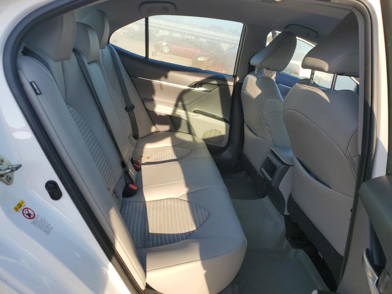 2018 Toyota Camry - Image 10