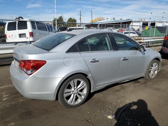 Sedans CHEVROLET CRUZE 2013 Srebrny