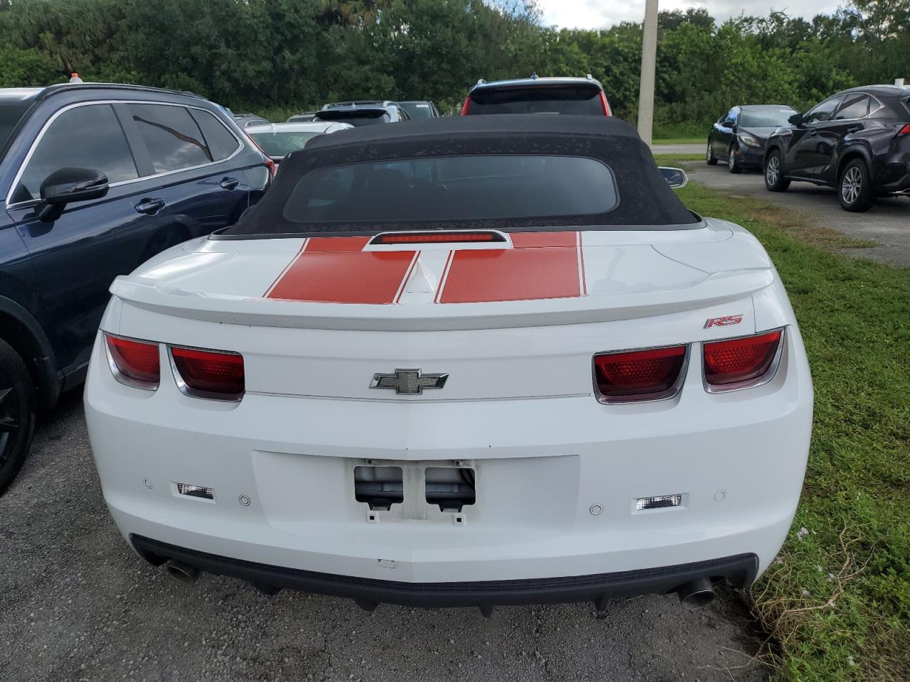 2G1FC3DD2B9203294 2011 Chevrolet Camaro Lt