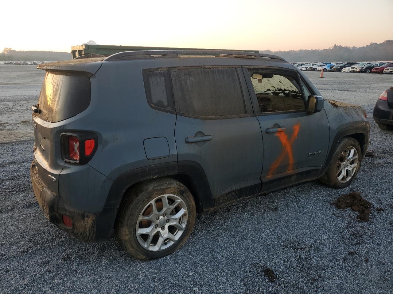 2018 Jeep Renegade - Image 3