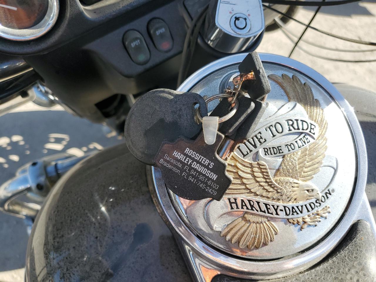 2002 Harley-Davidson Flhtcui VIN: 1HD1FCW122Y662282 Lot: 75279324