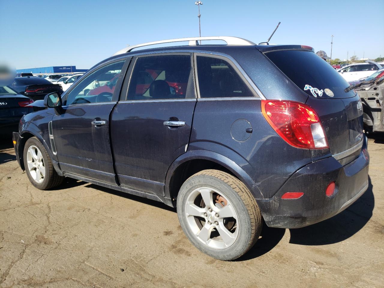 2014 Chevrolet Captiva - Image 2