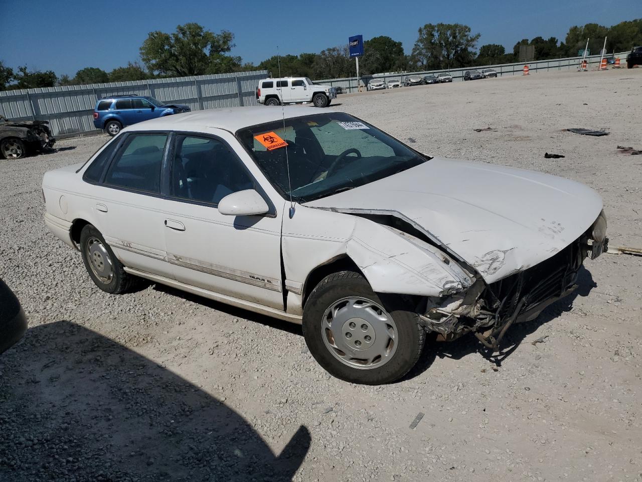 1995 Ford Taurus - Image 4